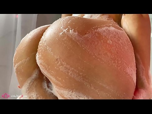 ❤️ Brunette Masturbates Pussy with Vibrator to Intense Orgasm in Shower ️❌ ວິດີໂອເພັນ ຢູ່ພວກເຮົາ ❤